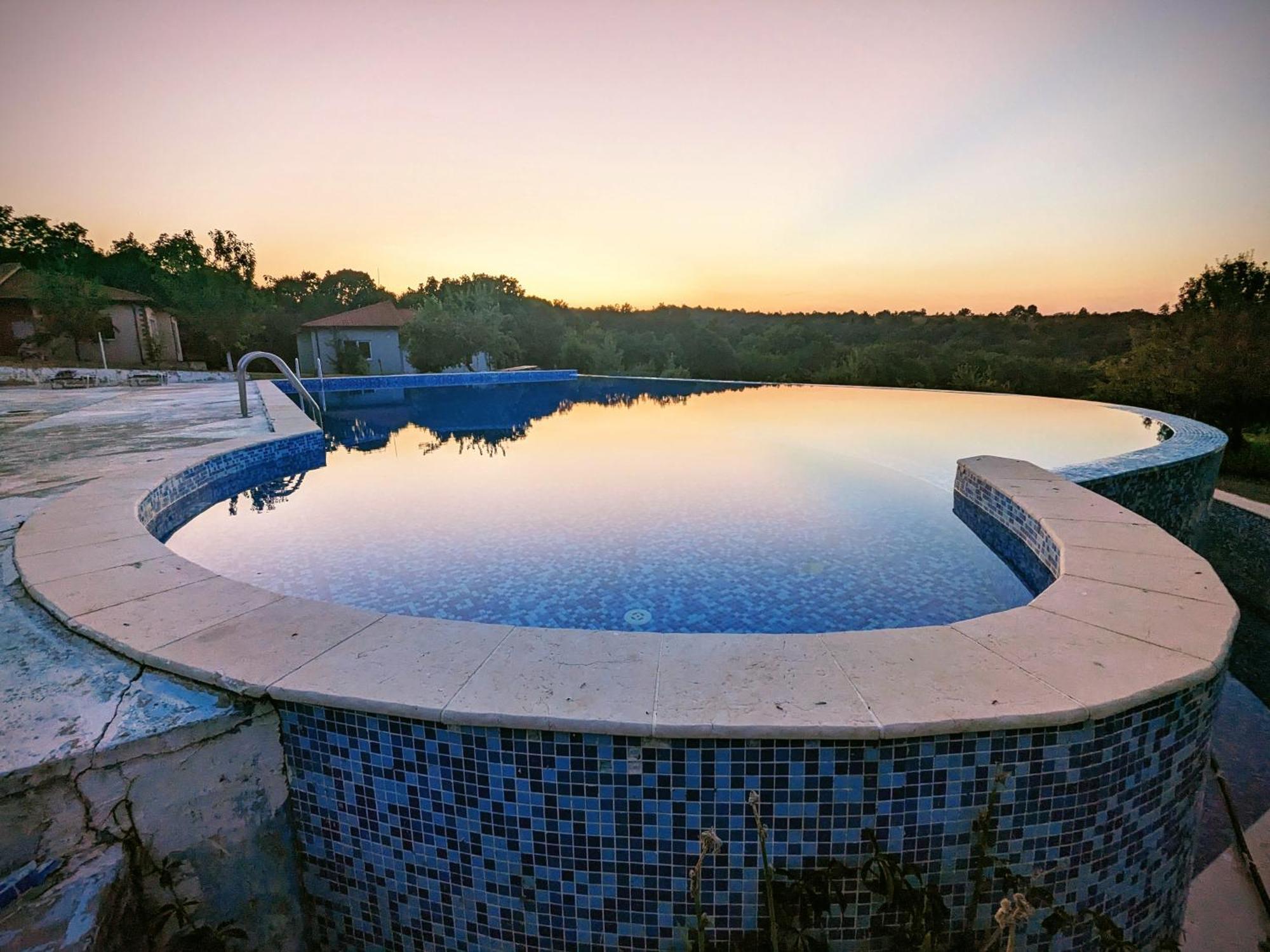 Villa Emine Banya  Esterno foto